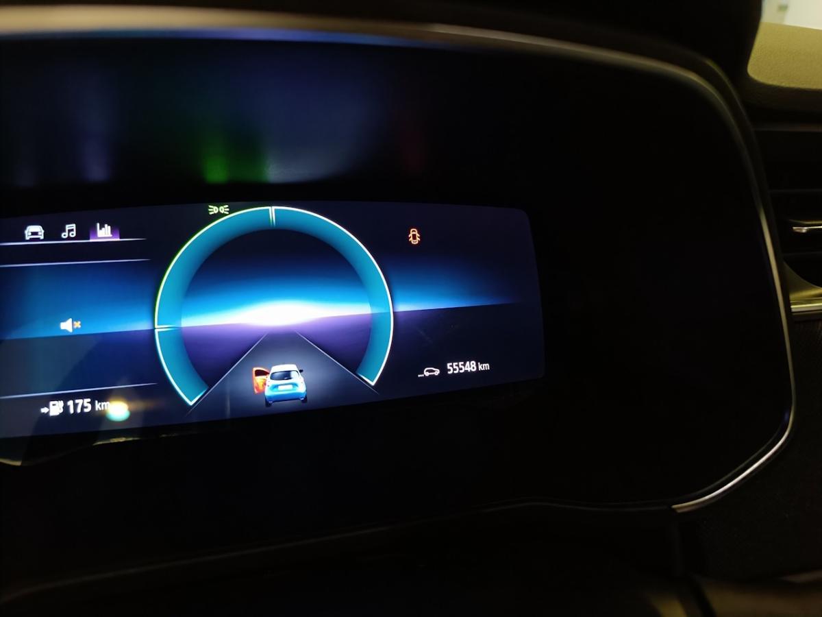 renault-zoe-2022-eletrico-0cc