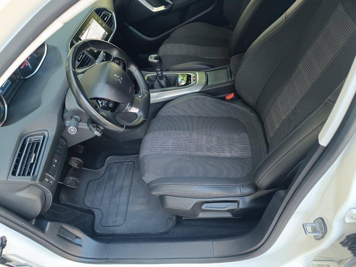 peugeot-2008-2020-gasolina-1199cc