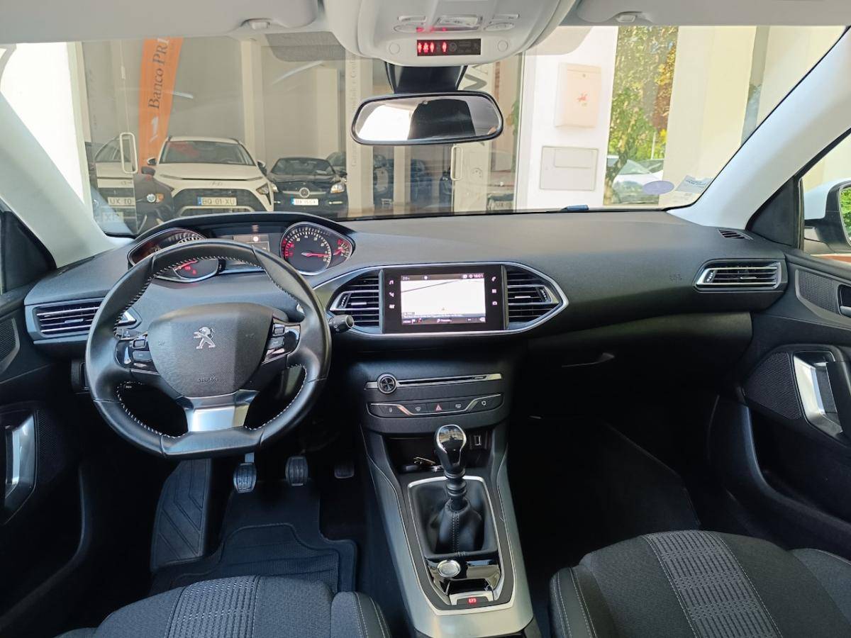 peugeot-2008-2020-gasolina-1199cc