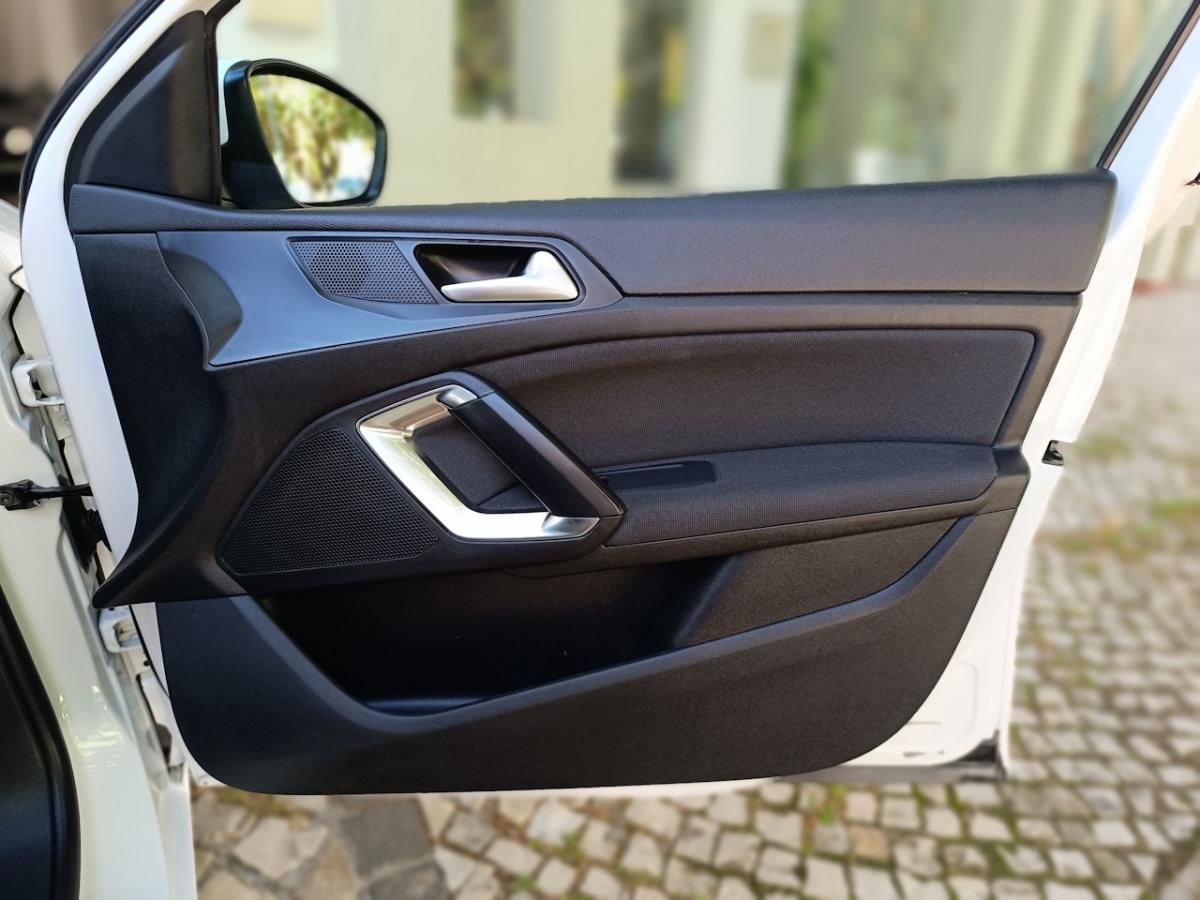 peugeot-2008-2020-gasolina-1199cc