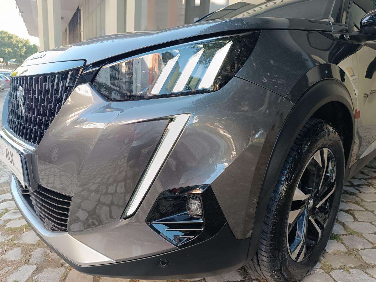 peugeot-2008-2022-gasolina-1199cc