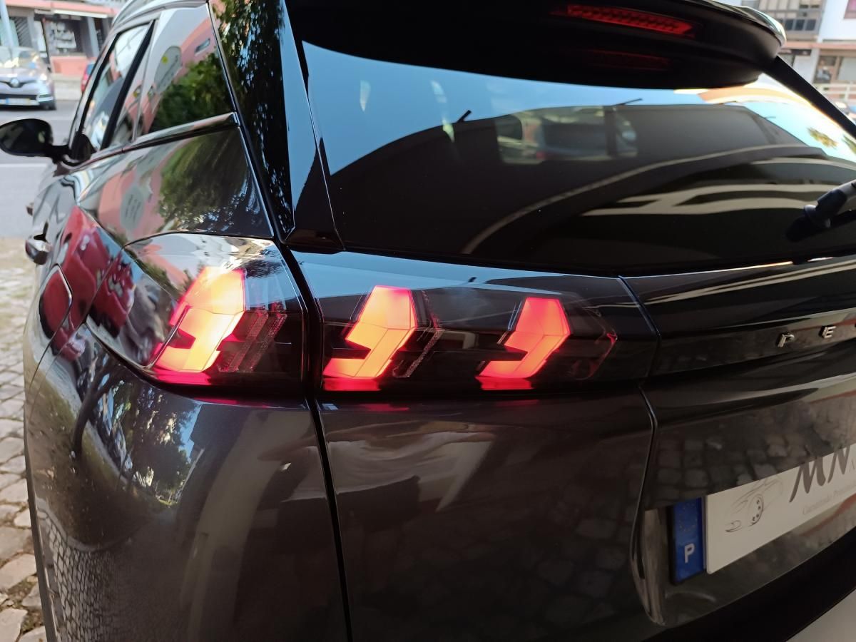 peugeot-2008-2022-gasolina-1199cc