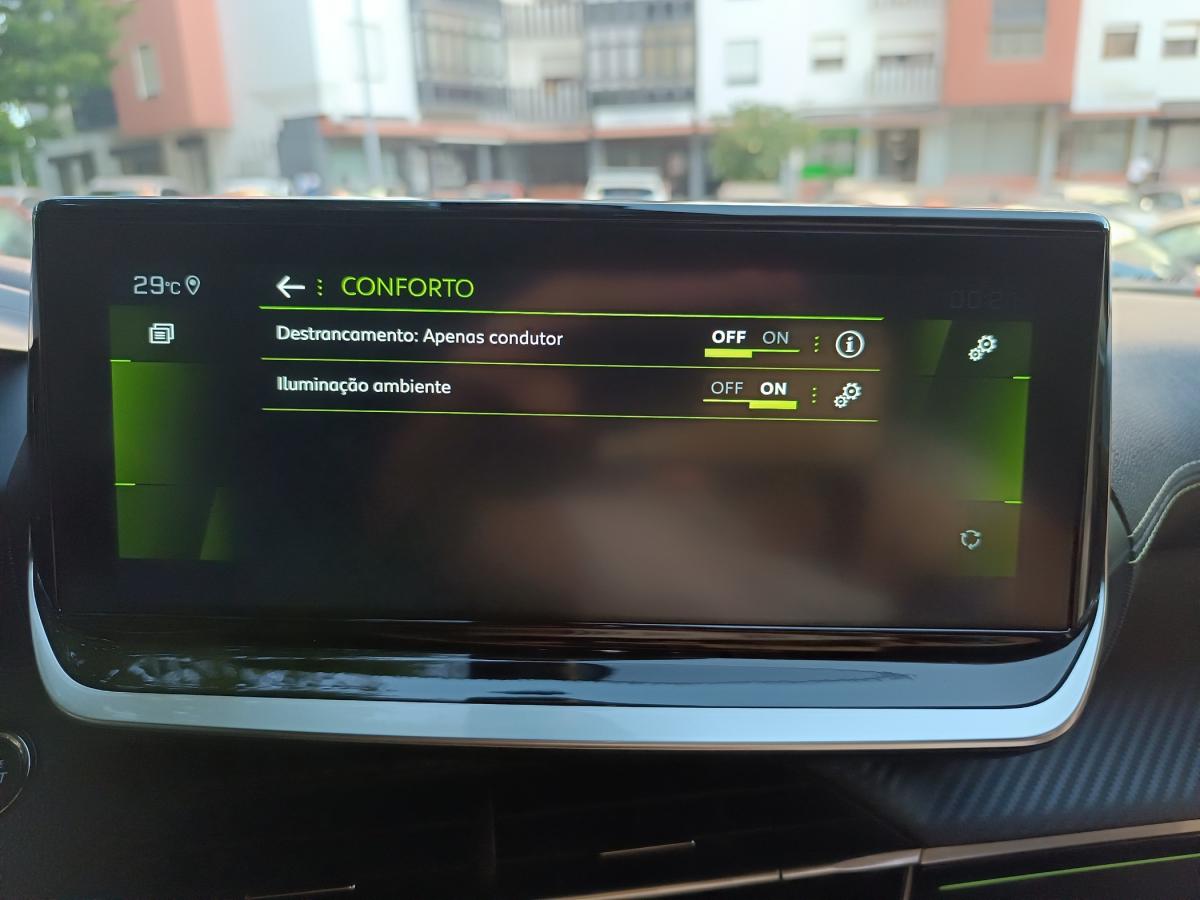 peugeot-2008-2022-gasolina-1199cc