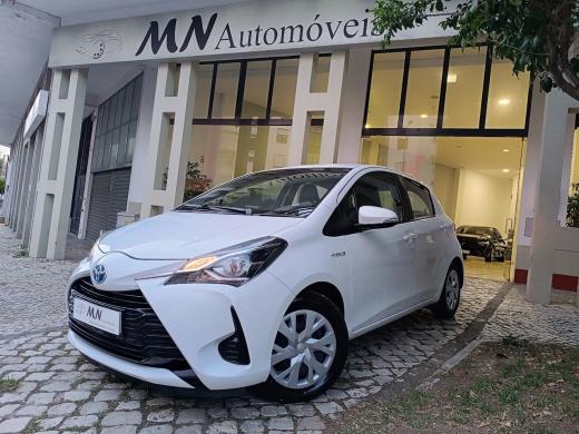 toyota-yaris-2019-hibrido-a-gasolina-1497cc