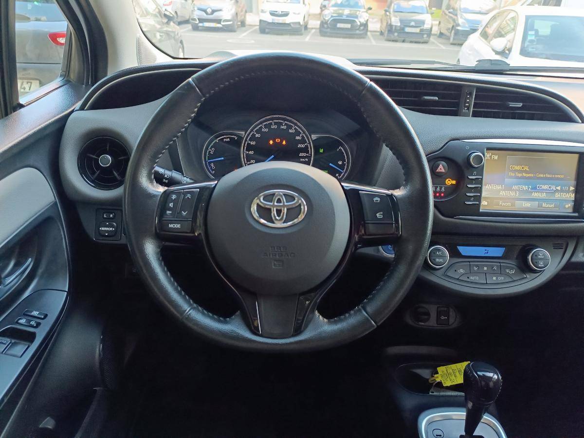 toyota-yaris-2019-hibrido-a-gasolina-1497cc