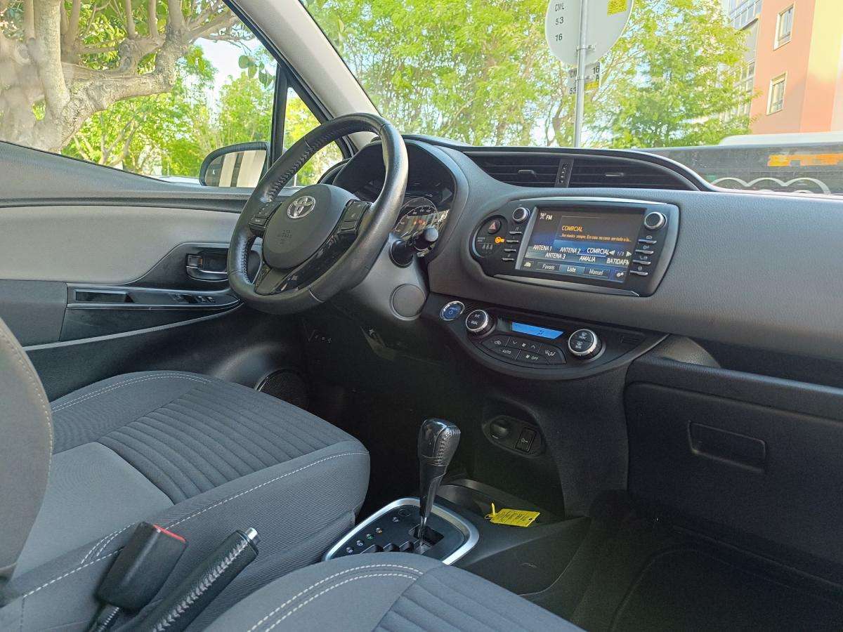 toyota-yaris-2019-hibrido-a-gasolina-1497cc