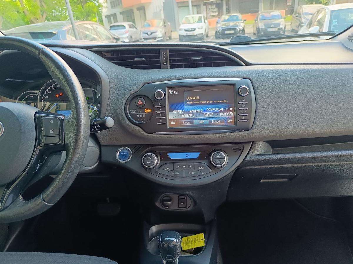 toyota-yaris-2019-hibrido-a-gasolina-1497cc