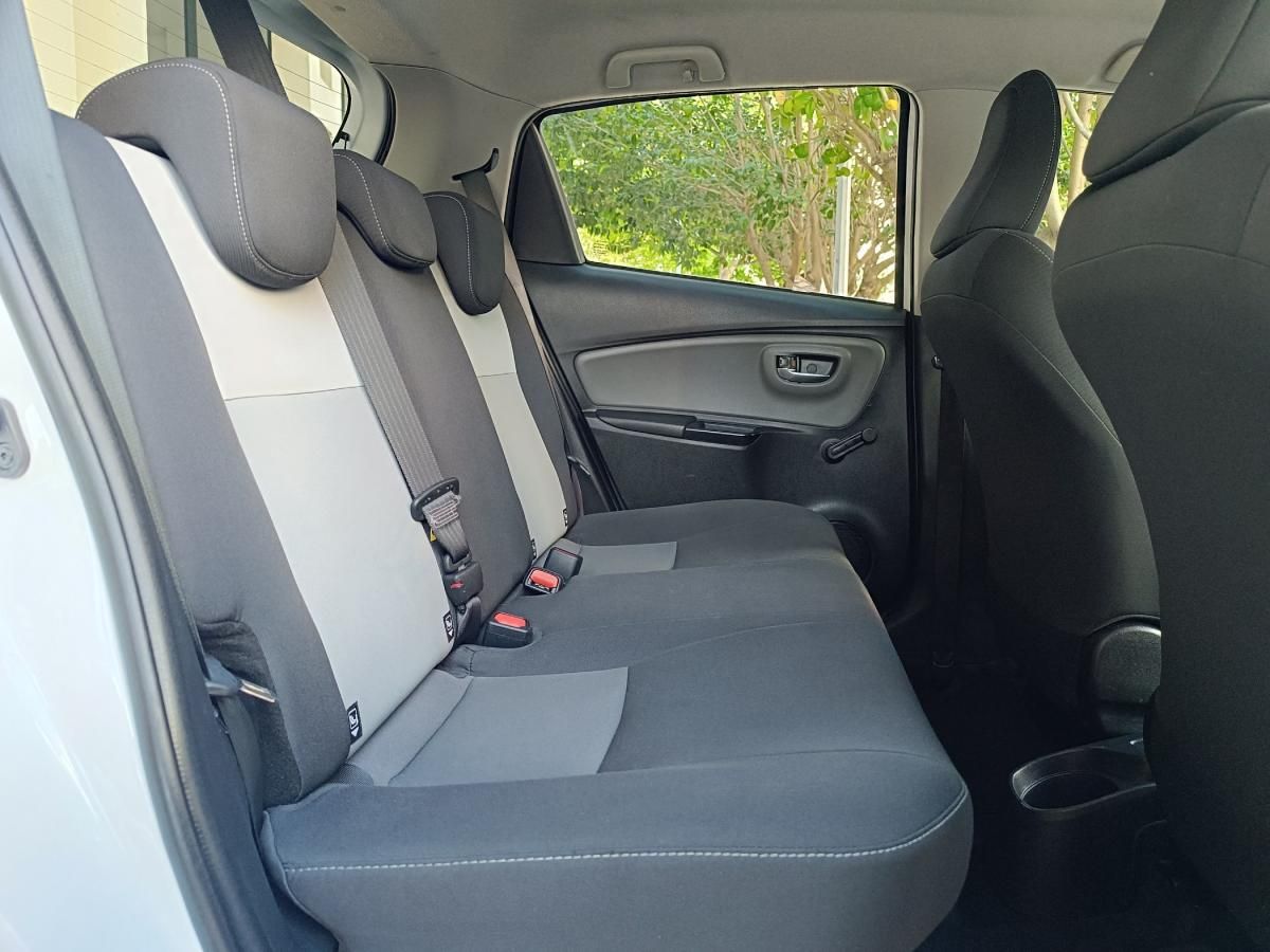 toyota-yaris-2019-hibrido-a-gasolina-1497cc