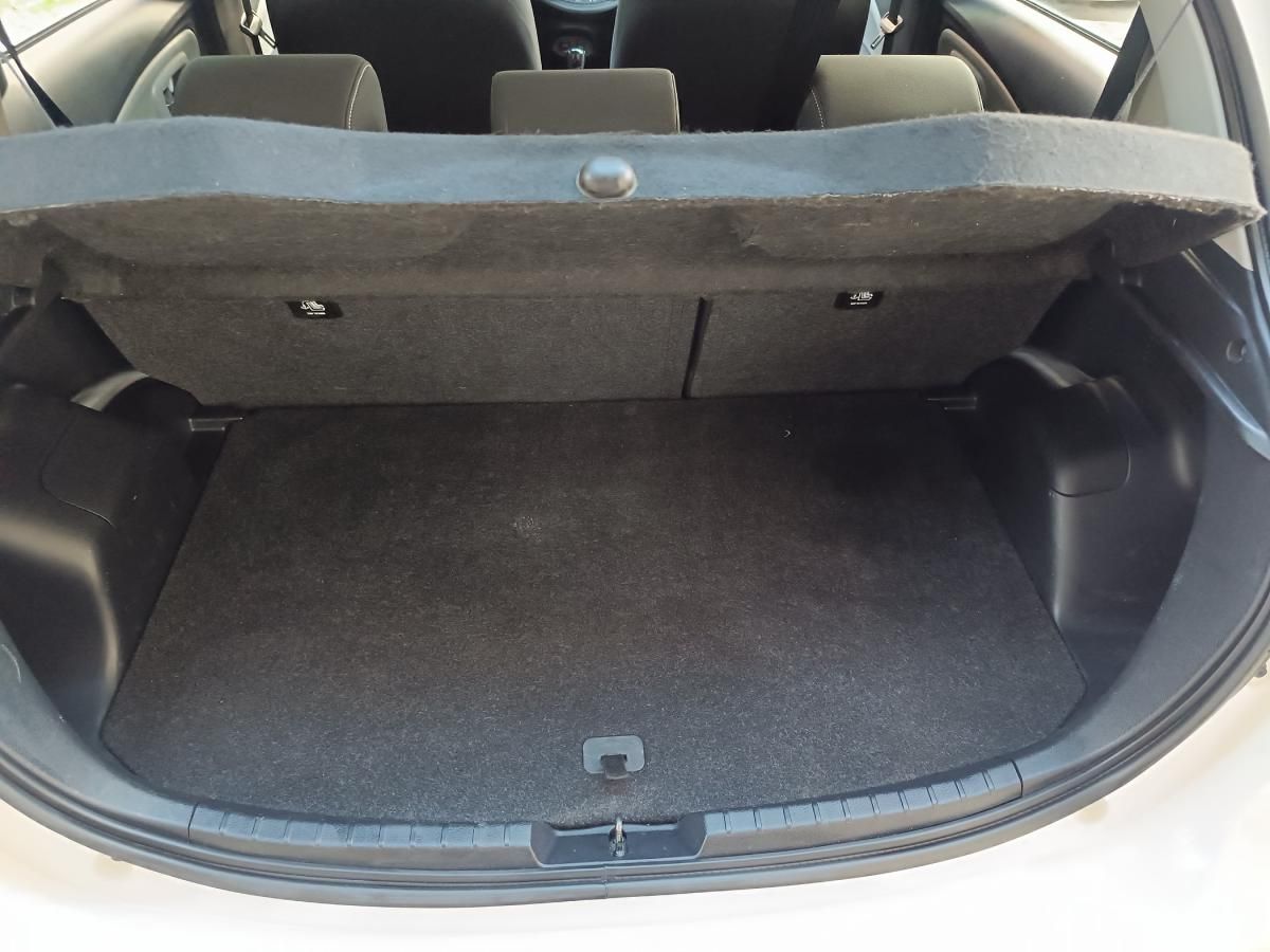 toyota-yaris-2019-hibrido-a-gasolina-1497cc