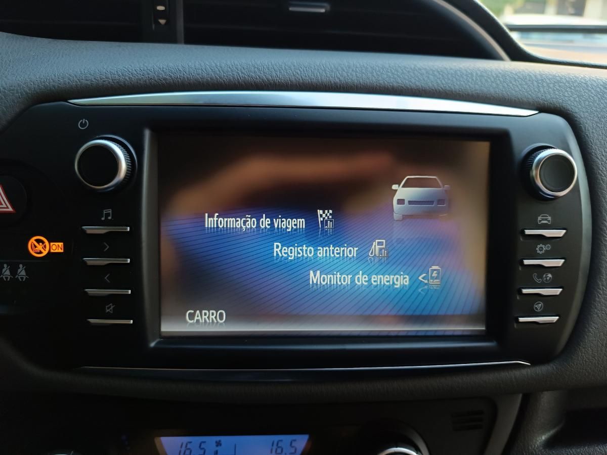 toyota-yaris-2019-hibrido-a-gasolina-1497cc