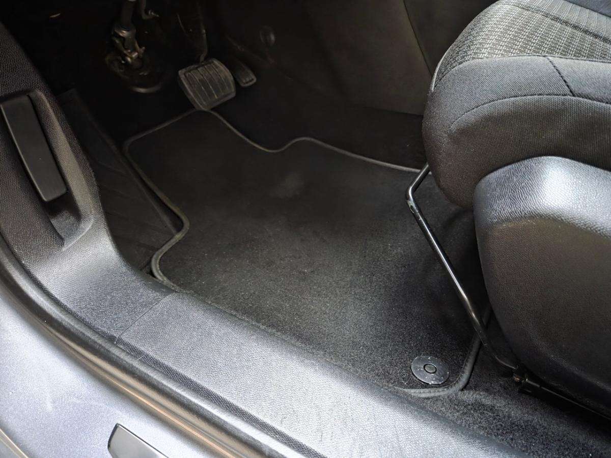 peugeot-308-2019-gasolina-1199cc