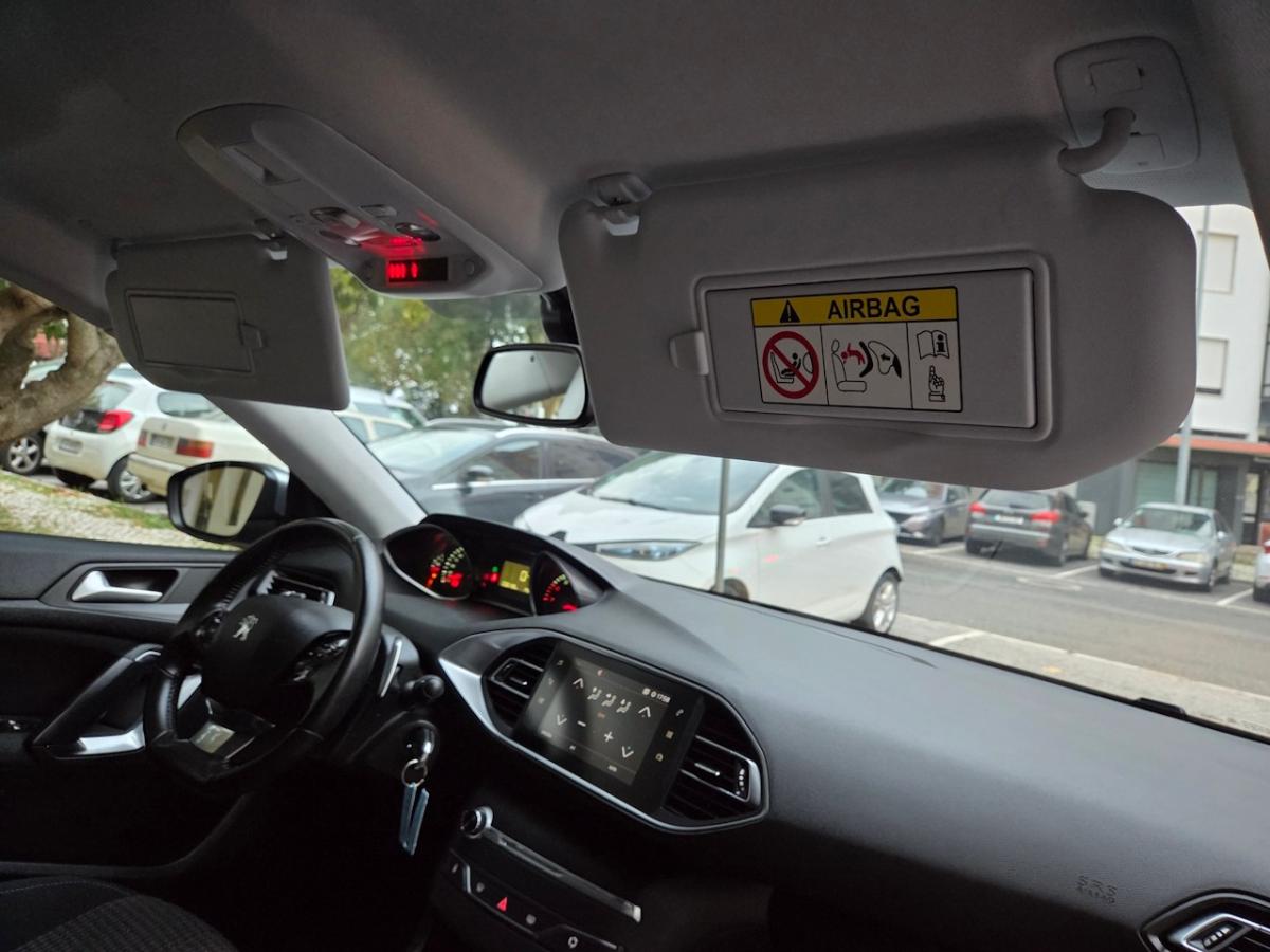 peugeot-308-2019-gasolina-1199cc