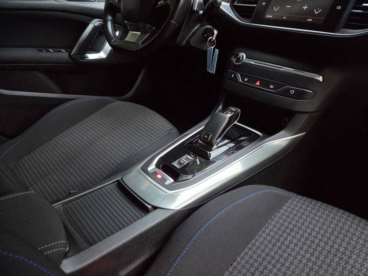 peugeot-308-2019-gasolina-1199cc