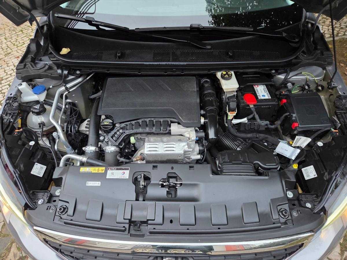 peugeot-308-2019-gasolina-1199cc