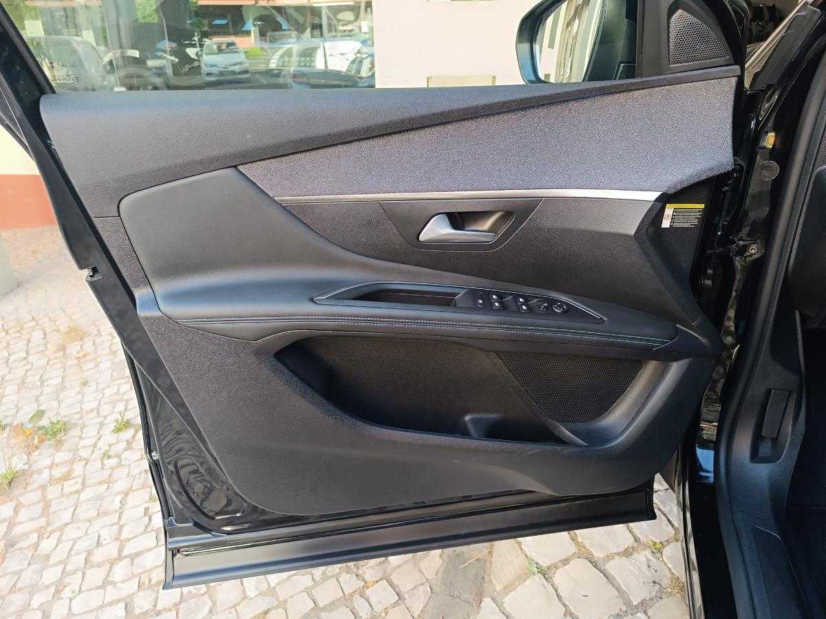 peugeot-3008-2022-hibrido-a-gasolina-1598cc