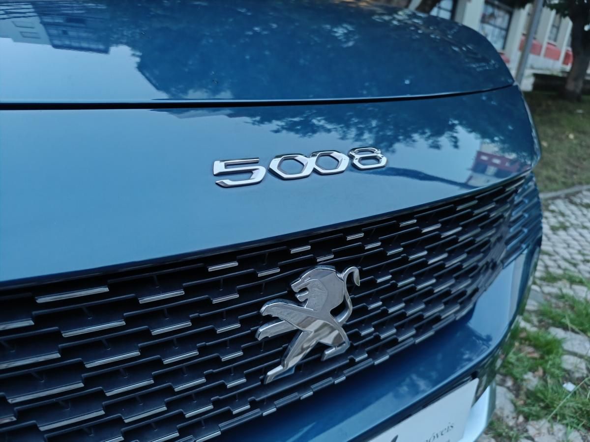 peugeot-5008-2023-gasolina-1199cc