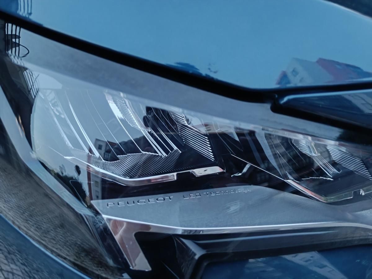 peugeot-5008-2023-gasolina-1199cc
