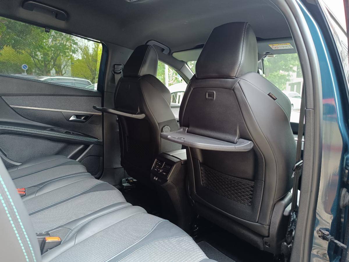 peugeot-5008-2023-gasolina-1199cc