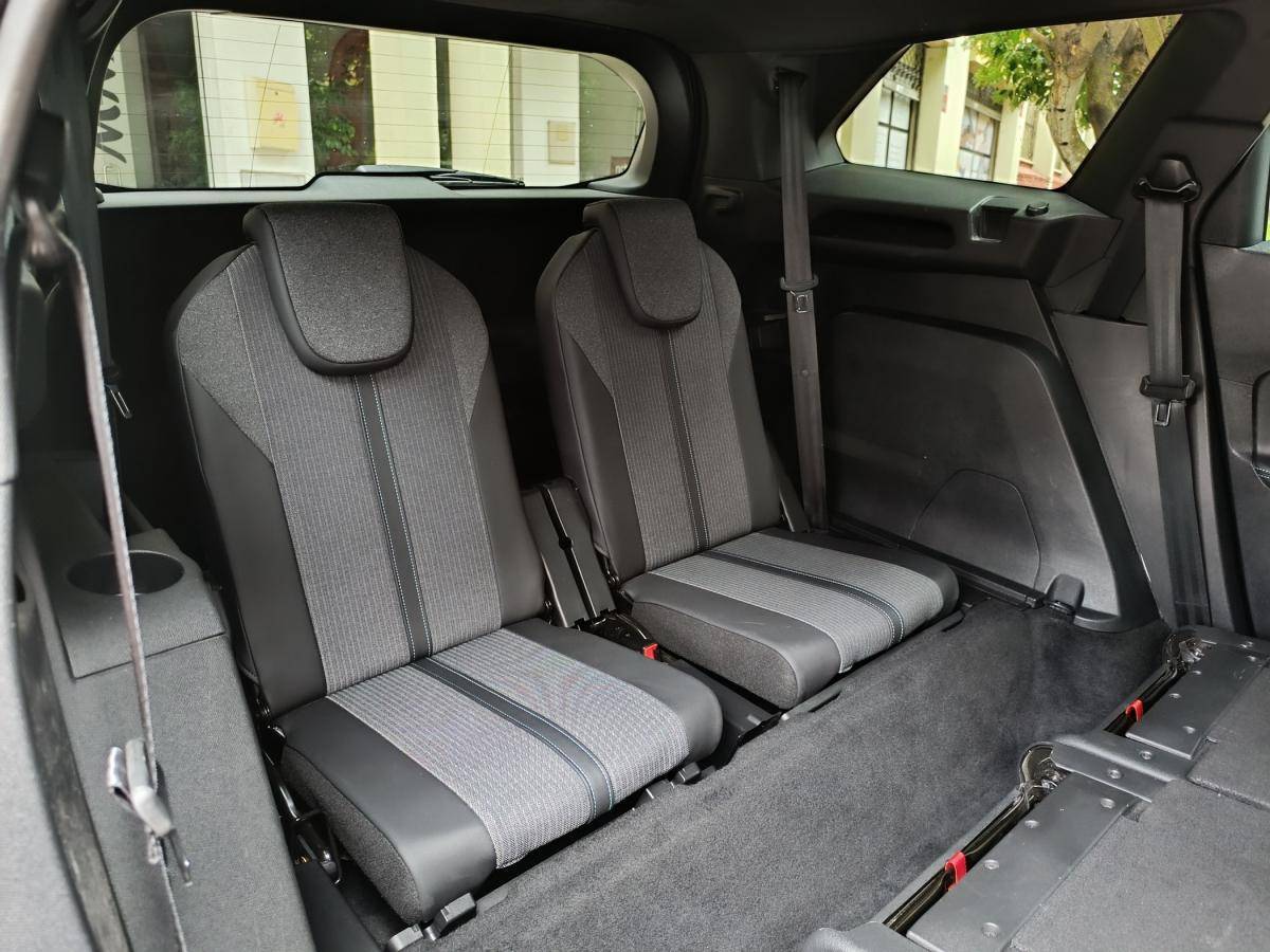 peugeot-5008-2023-gasolina-1199cc