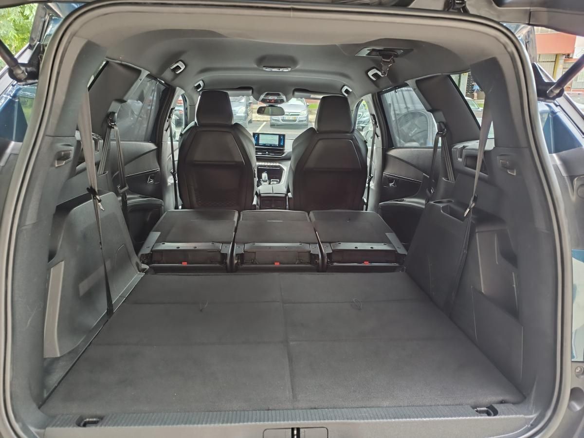 peugeot-5008-2023-gasolina-1199cc