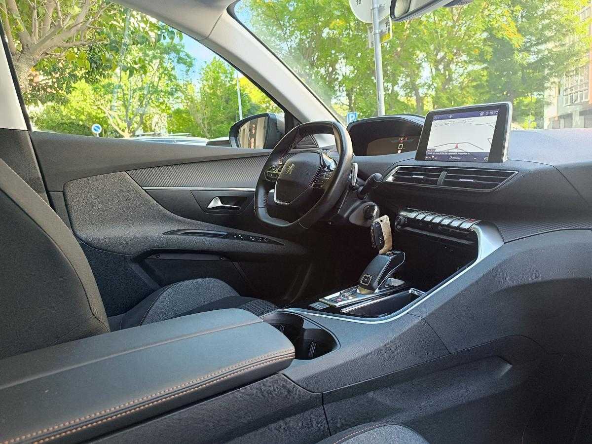 peugeot-3008-2020-gasolina-1199cc