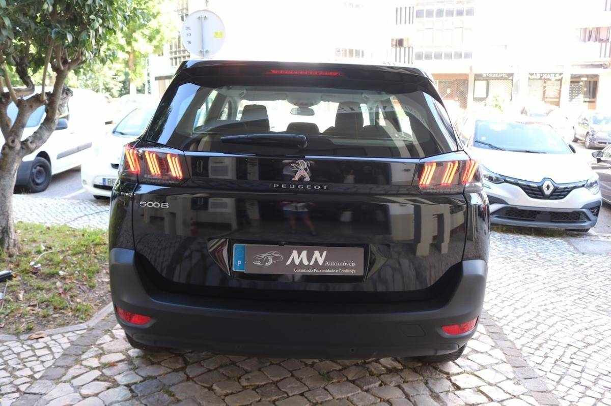peugeot-5008-2021-diesel-1499cc