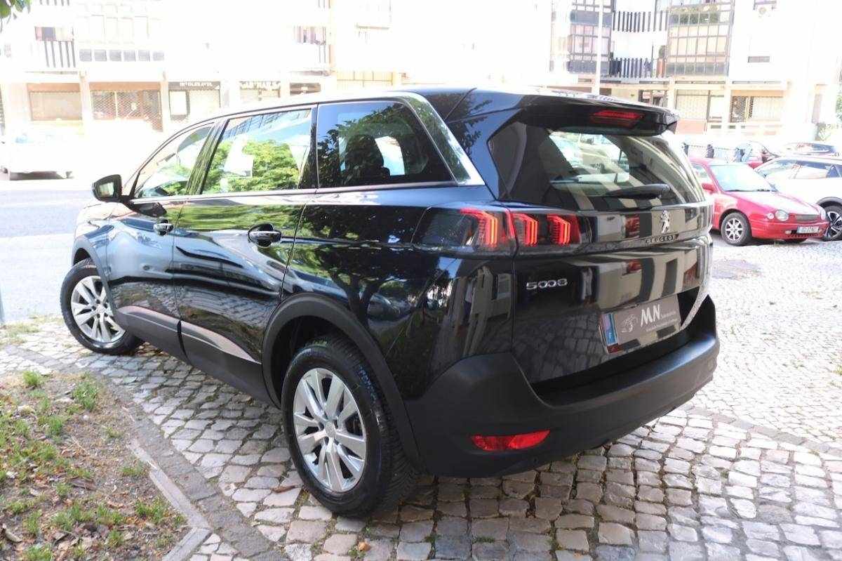 peugeot-5008-2021-diesel-1499cc