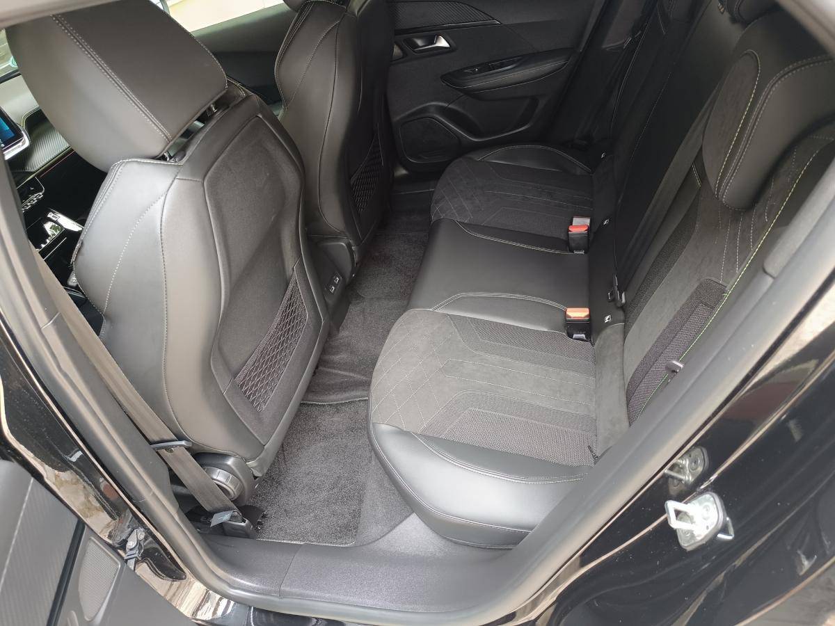 peugeot-2008-2022-eletrico-0cc