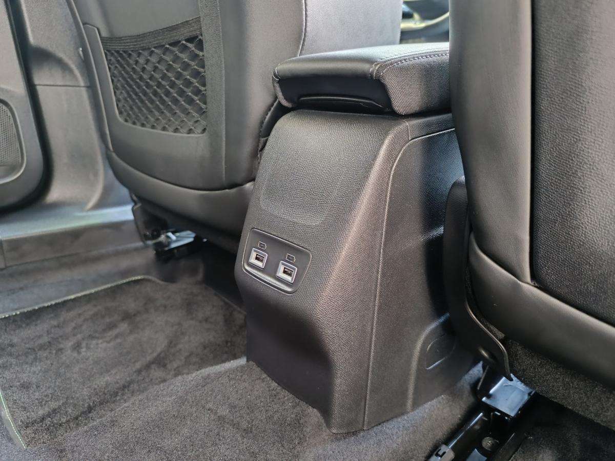 peugeot-2008-2022-eletrico-0cc