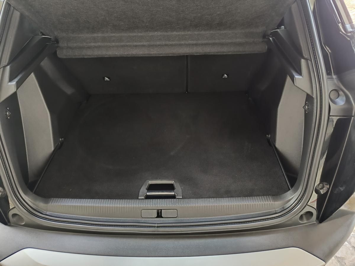 peugeot-2008-2022-eletrico-0cc