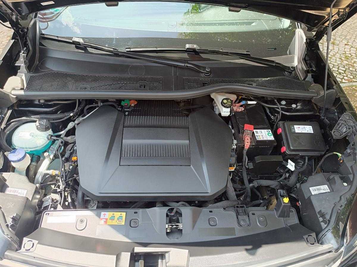 peugeot-2008-2022-eletrico-0cc