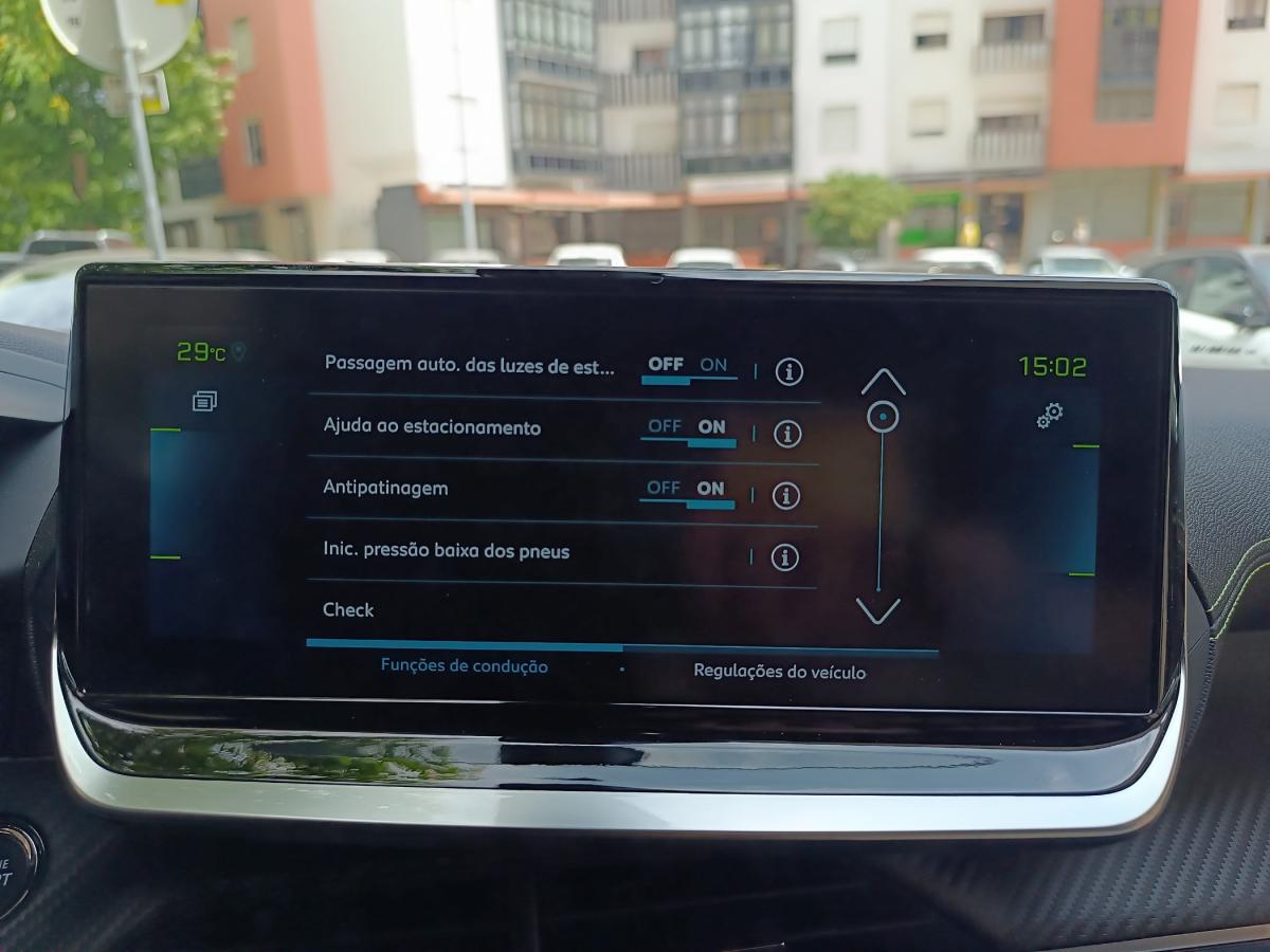 peugeot-2008-2022-eletrico-0cc