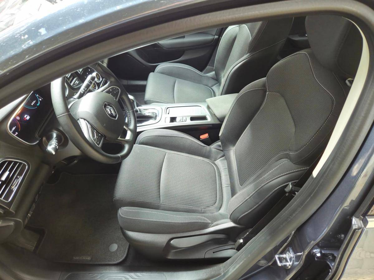 renault-megane-sport-tourer-2022-hibrido-a-gasolina-1598cc