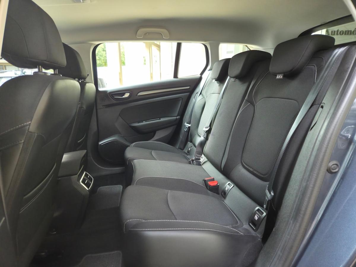 renault-megane-sport-tourer-2022-hibrido-a-gasolina-1598cc
