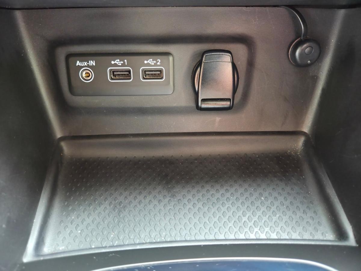 renault-megane-sport-tourer-2022-hibrido-a-gasolina-1598cc