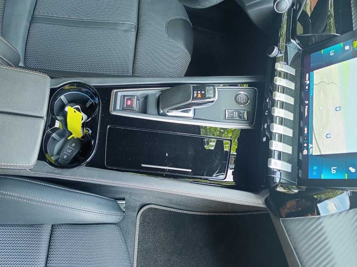 peugeot-508-2022-hibrido-a-gasolina-1598cc