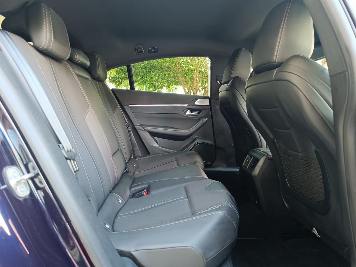 peugeot-508-2022-hibrido-a-gasolina-1598cc