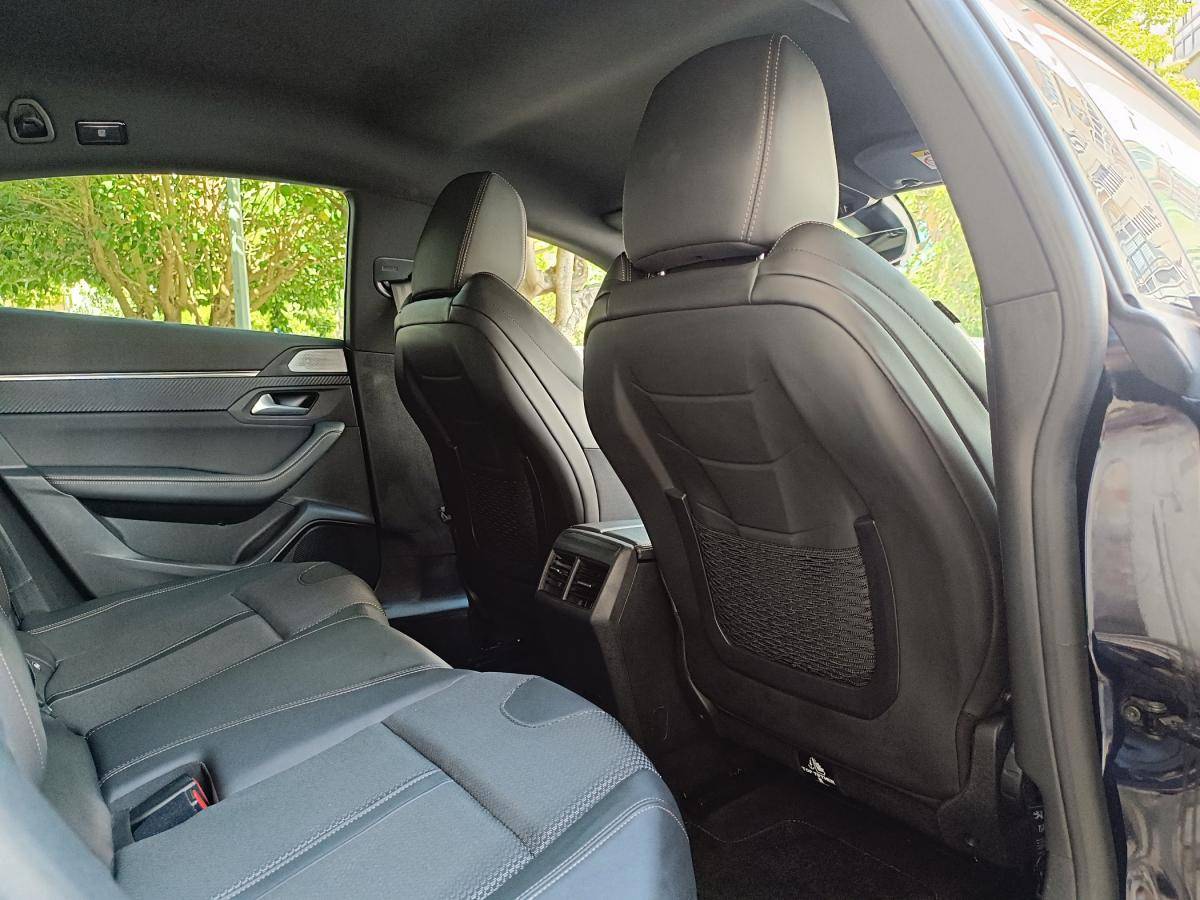peugeot-508-2022-hibrido-a-gasolina-1598cc