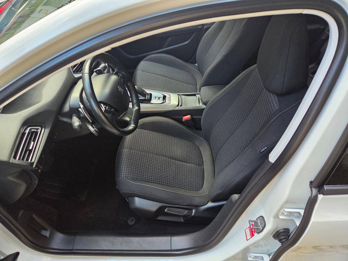 peugeot-308-2021-gasolina-1199cc