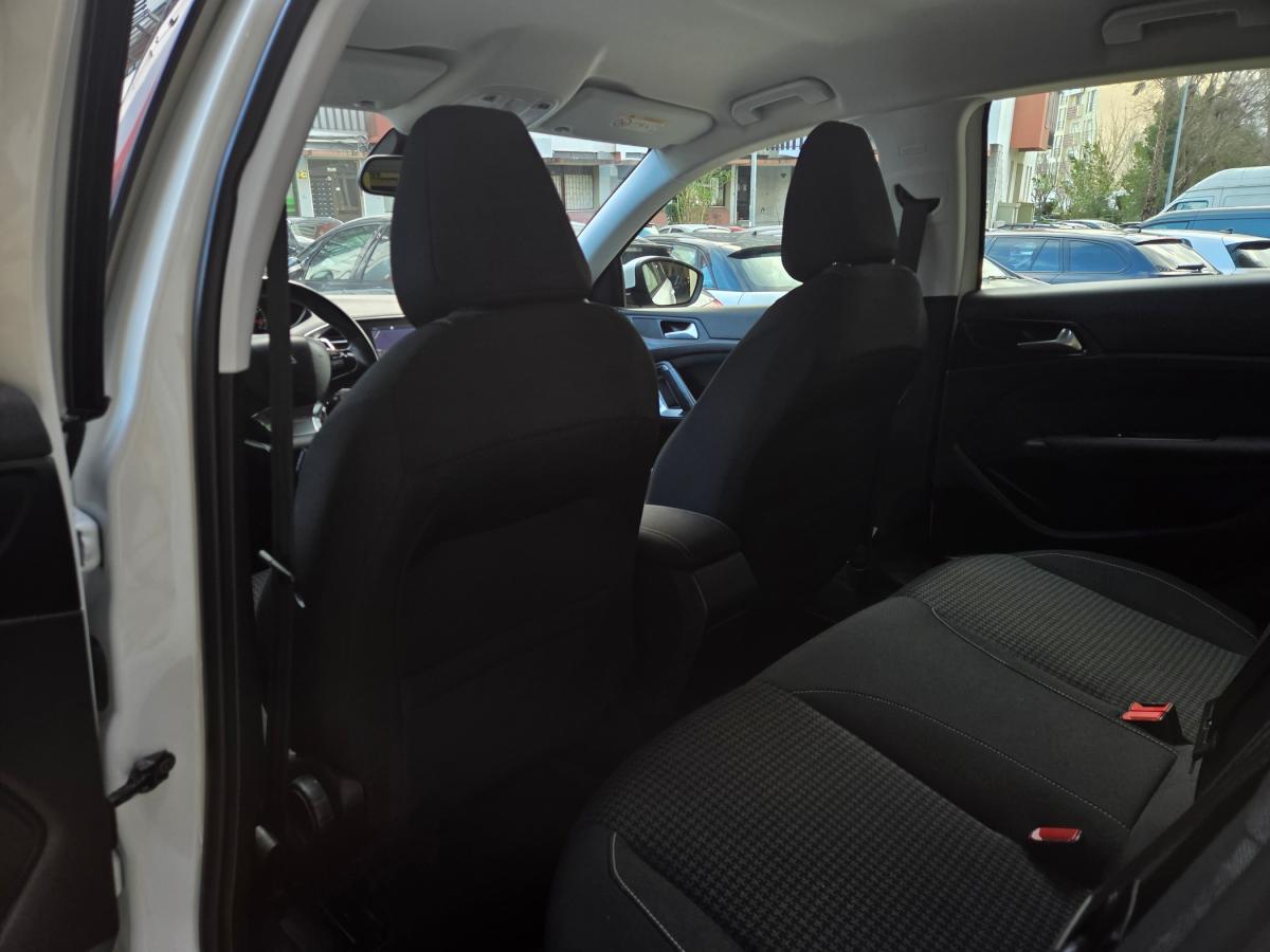 peugeot-308-2021-gasolina-1199cc