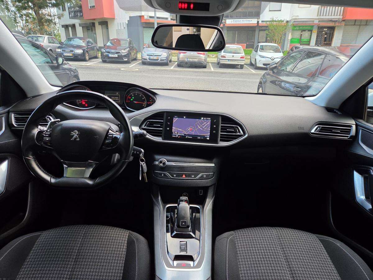 peugeot-308-2021-gasolina-1199cc