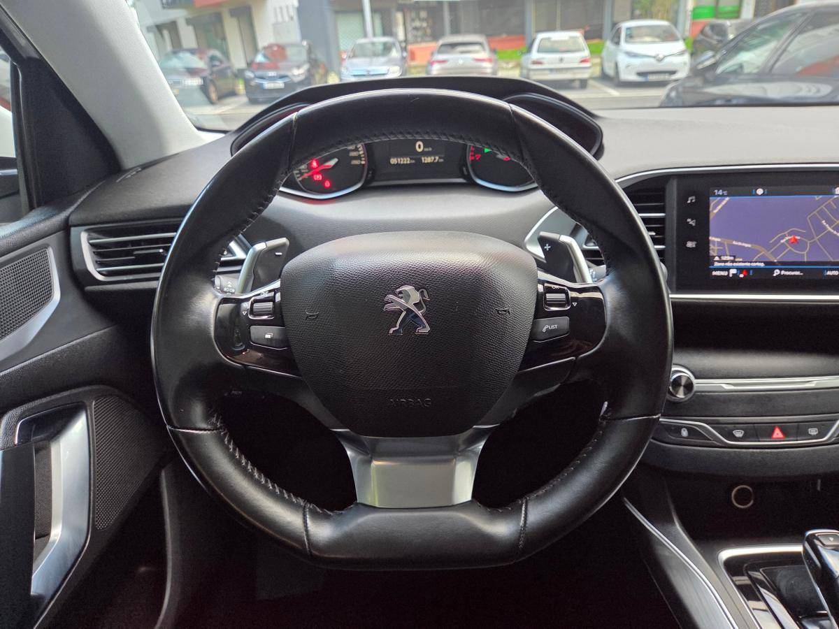 peugeot-308-2021-gasolina-1199cc