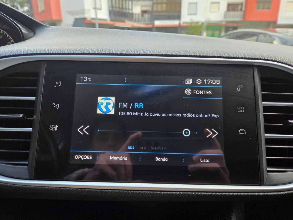 peugeot-308-2021-gasolina-1199cc