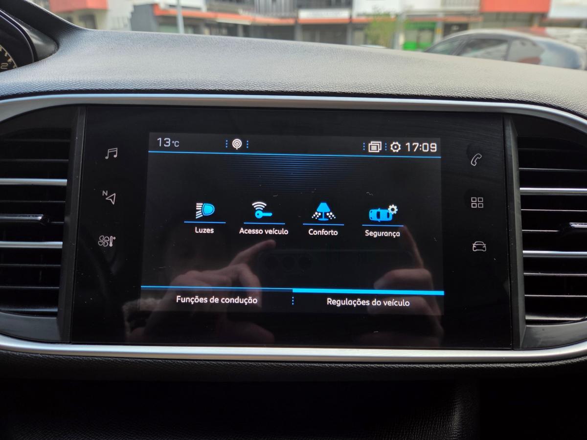 peugeot-308-2021-gasolina-1199cc
