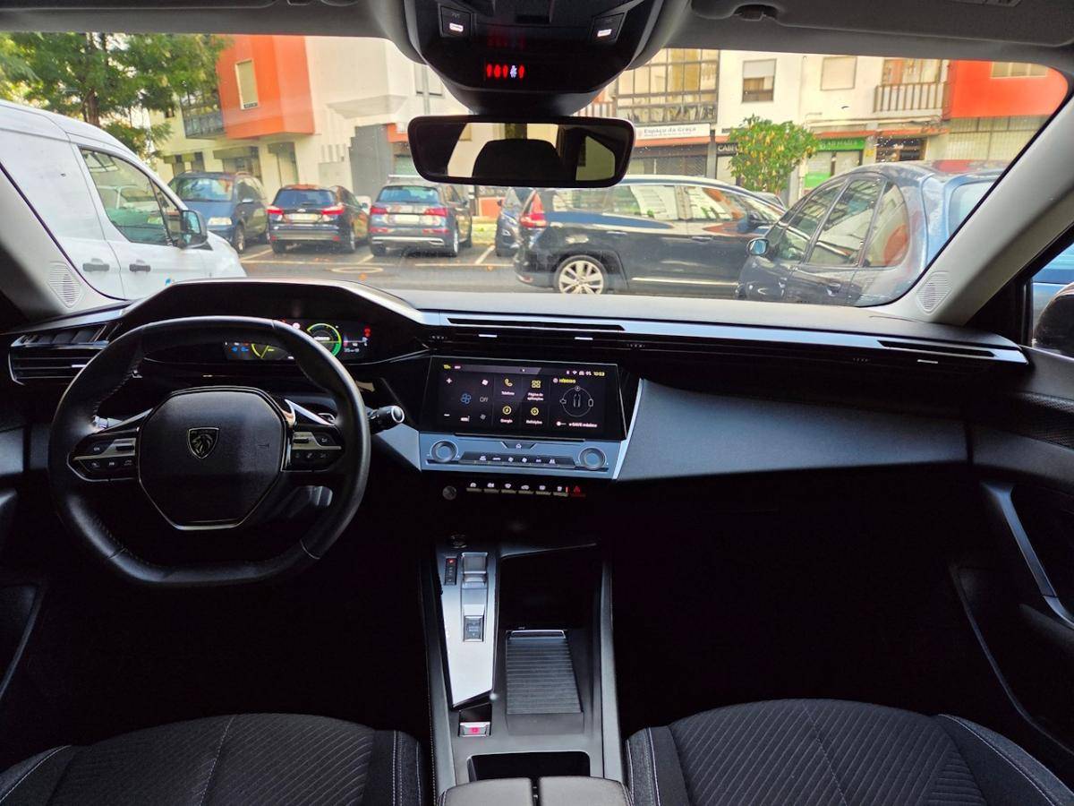 peugeot-308-sw-2023-hibrido-a-gasolina-1598cc