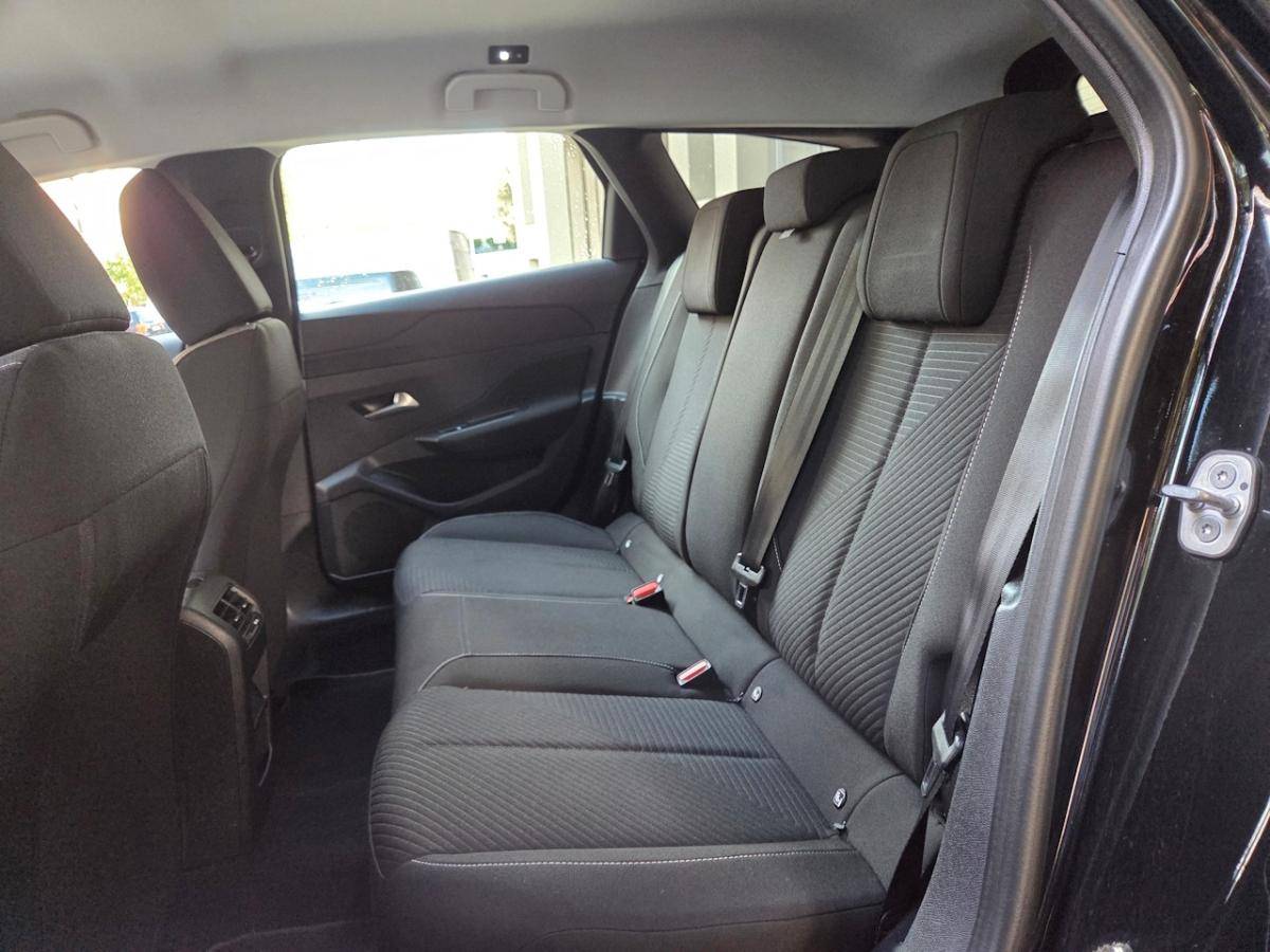 peugeot-308-sw-2023-hibrido-a-gasolina-1598cc