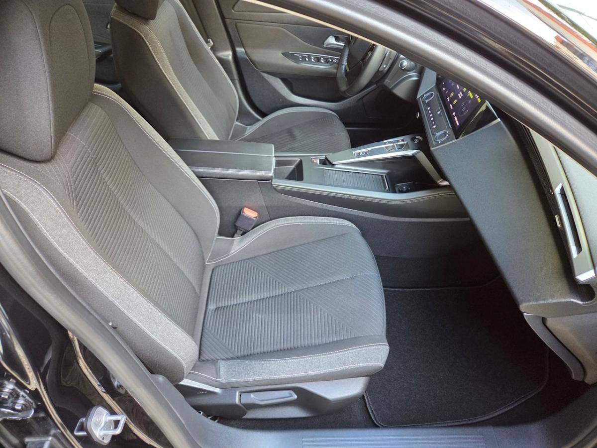 peugeot-308-sw-2023-hibrido-a-gasolina-1598cc