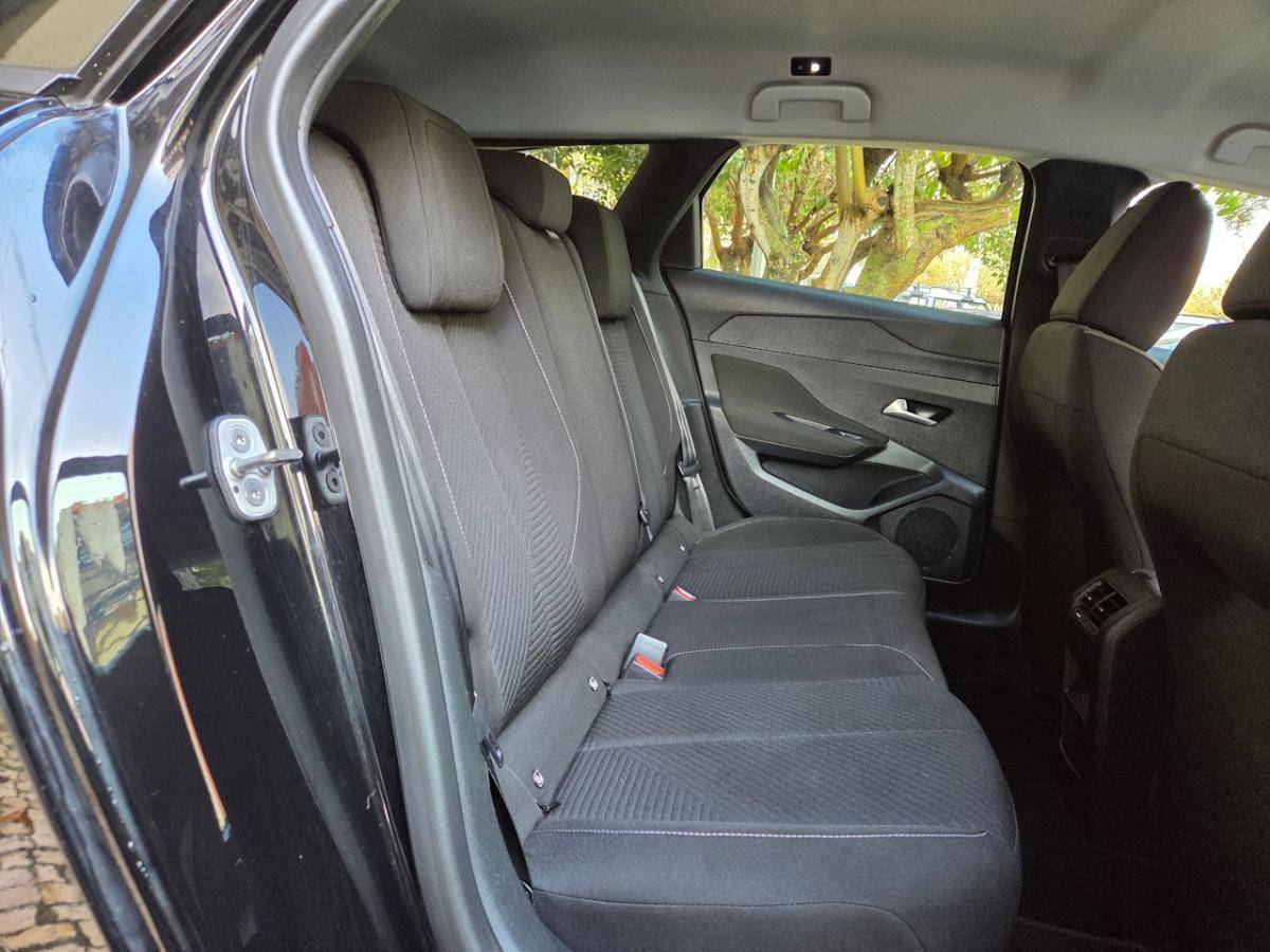 peugeot-308-sw-2023-hibrido-a-gasolina-1598cc