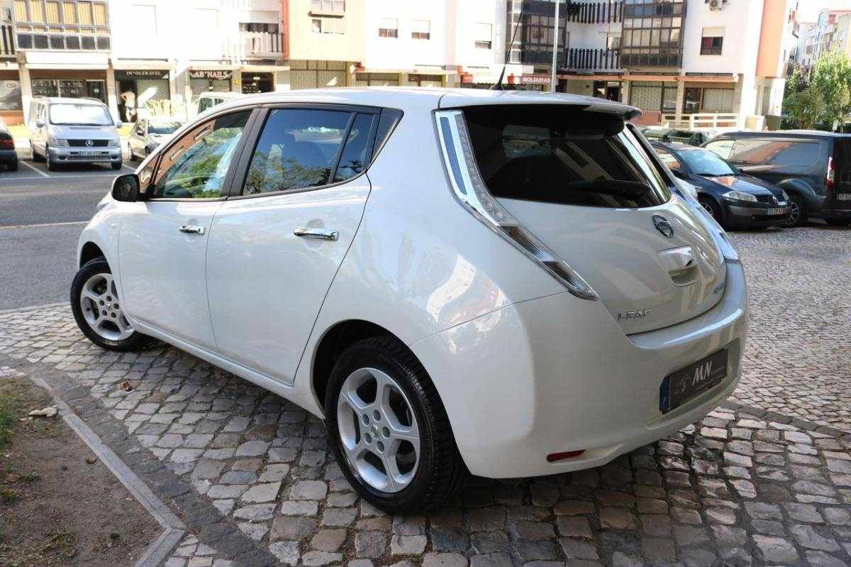 nissan-leaf-2017-eletrico-500cc