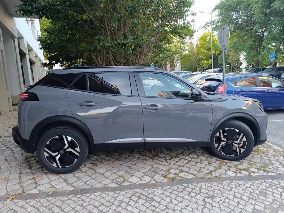peugeot-2008-2023-gasolina-1199cc